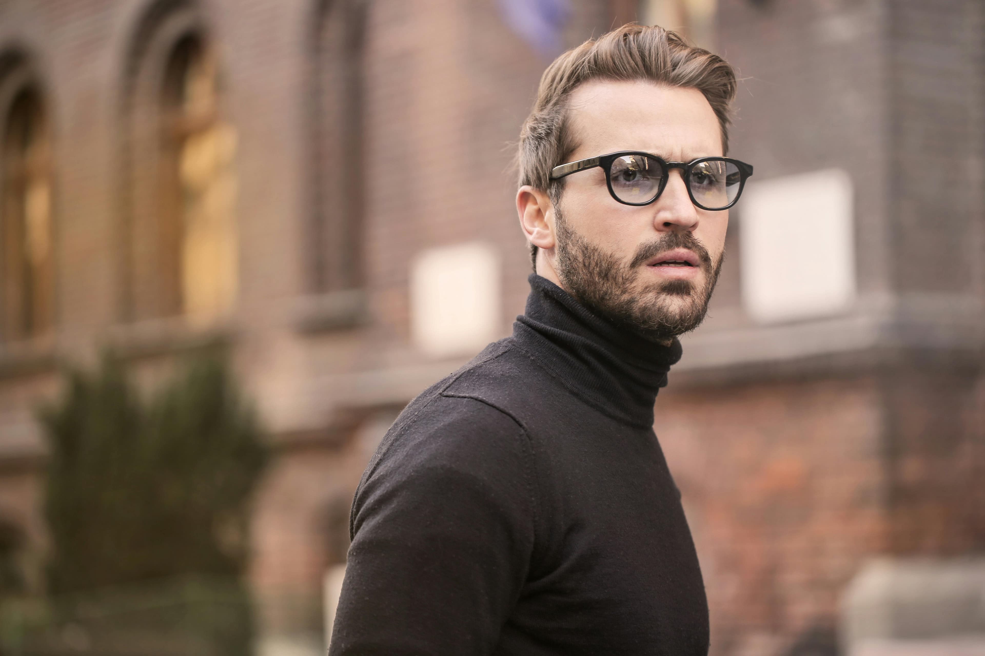 What Can a Male Hair Transplant Treat